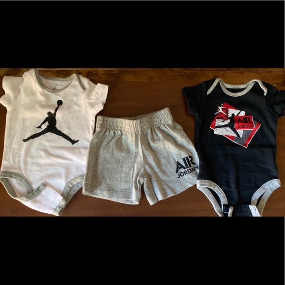 6-9 months Jordan set - Picture 1 of 1